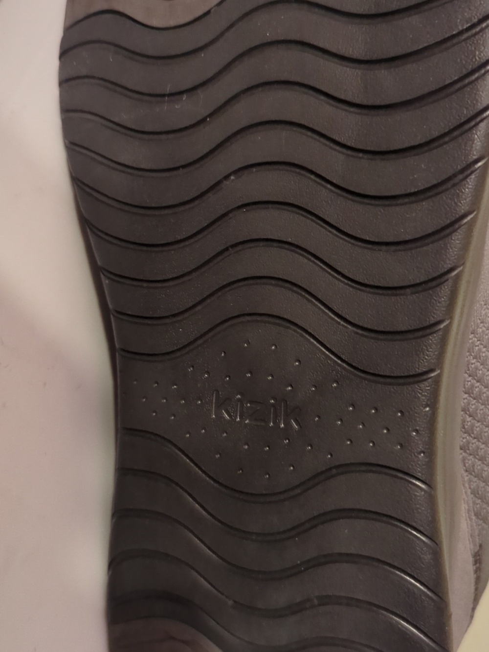 Kizik Sneakers 11.5 Wide (Men) - Picture 7 of 8